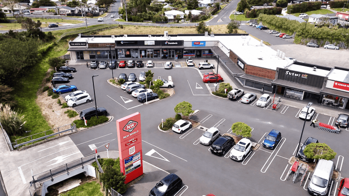 Commercial property landscaping and maintenance