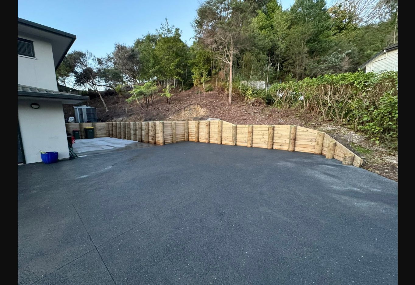Curved timber retaining wall